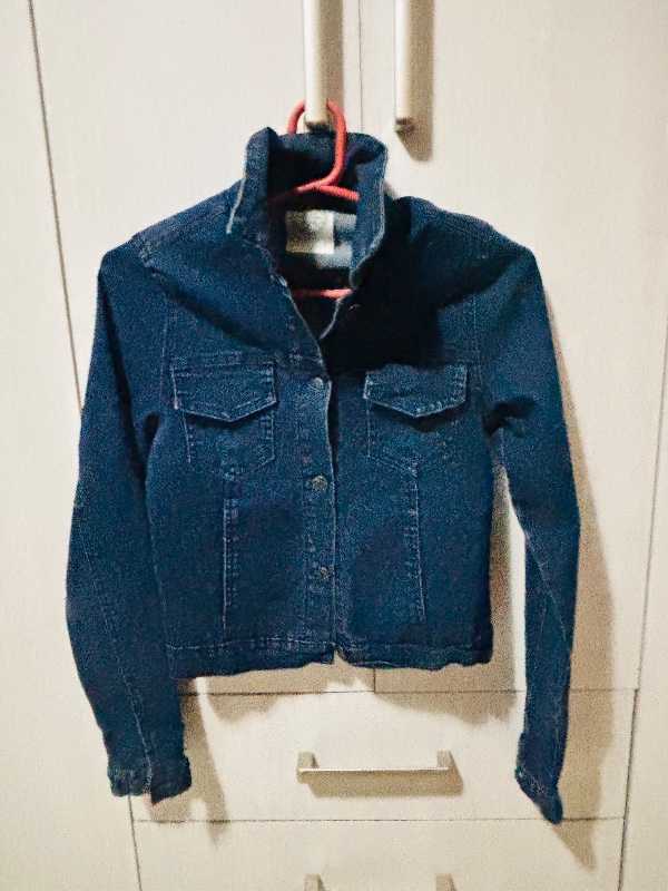 Campera de Jean elastizado talle M