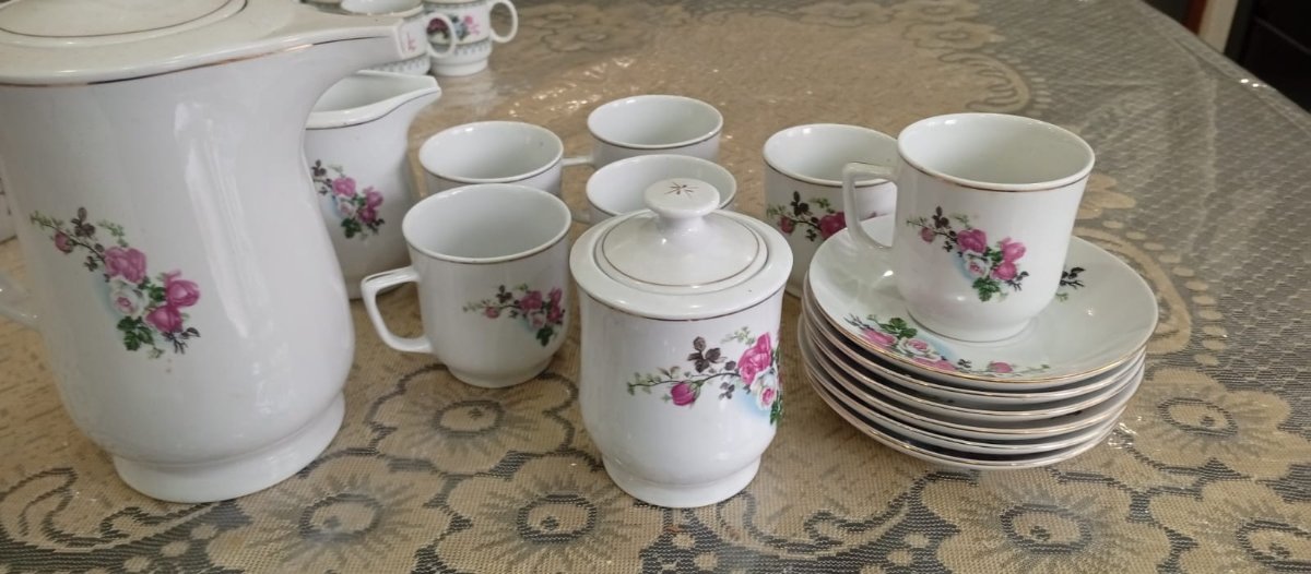 ☕🌹 JUEGO DE CAFÉ DE PORCELANA CHINA – 6 PERSONAS 🌹☕