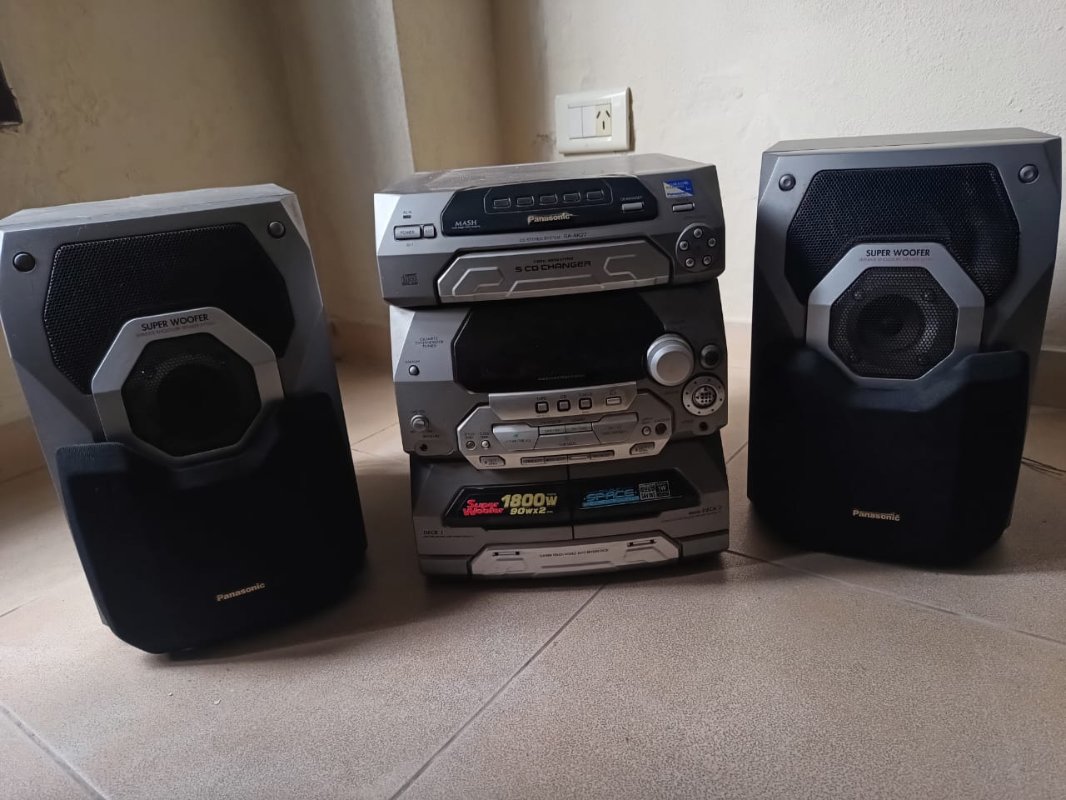 Sistema de audio Panasonic SA-AK27