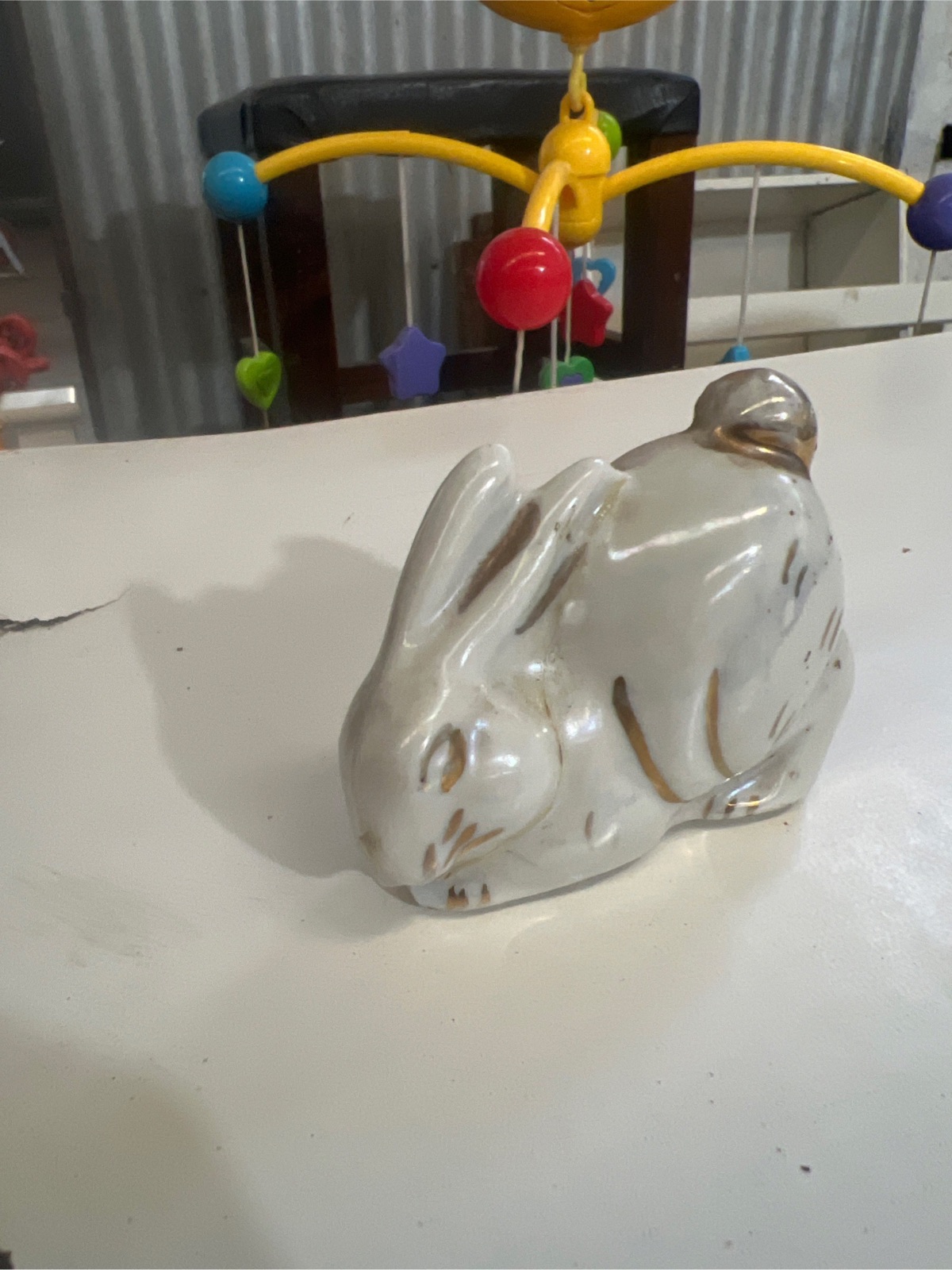 Figura decorativa de conejo