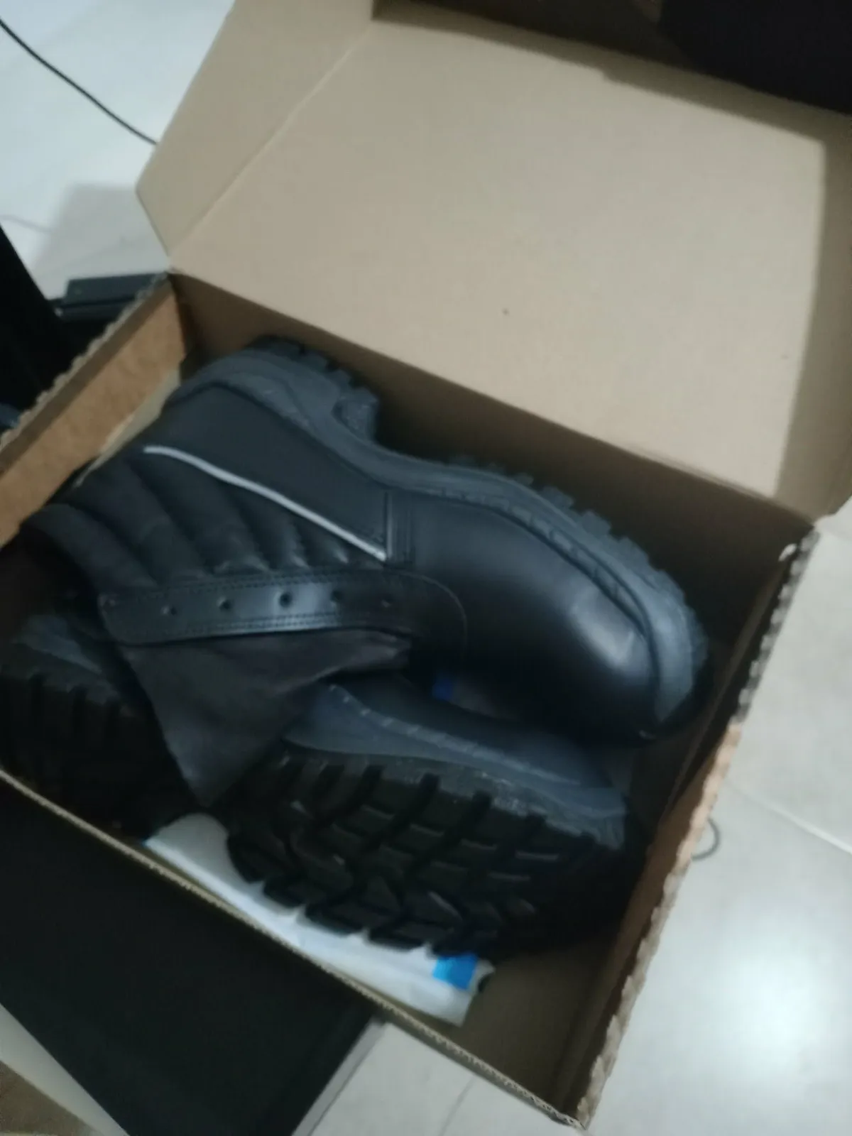 Calzado de seguridad Ombu