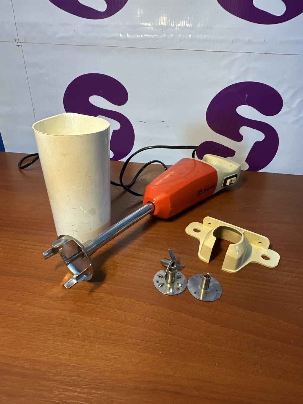 Minipimer Ultracomb con accesorios