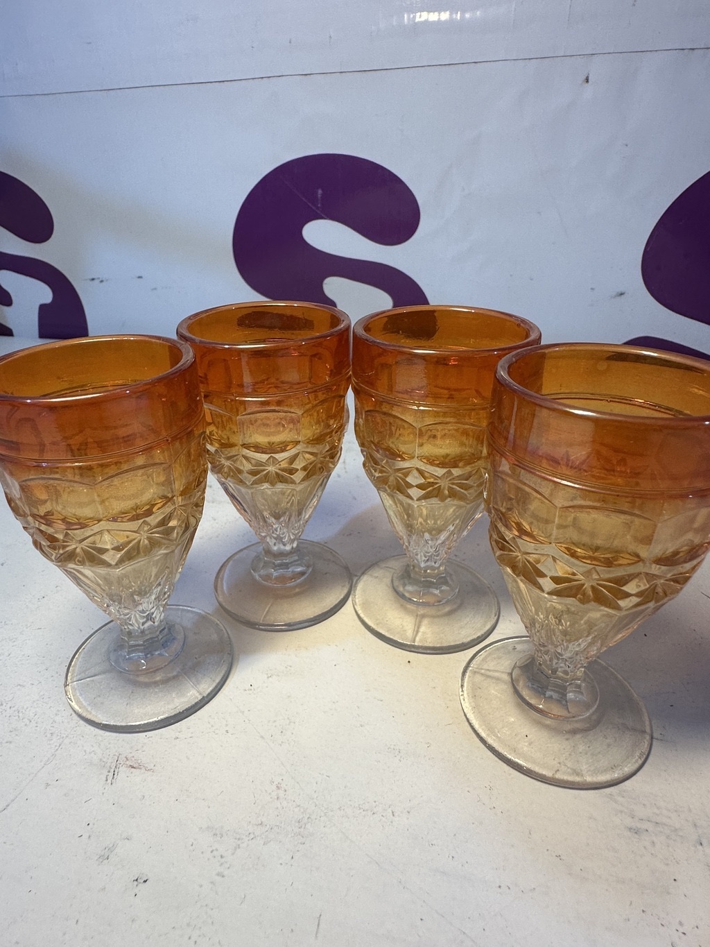 Set de 4 copitas de vidrio con pie