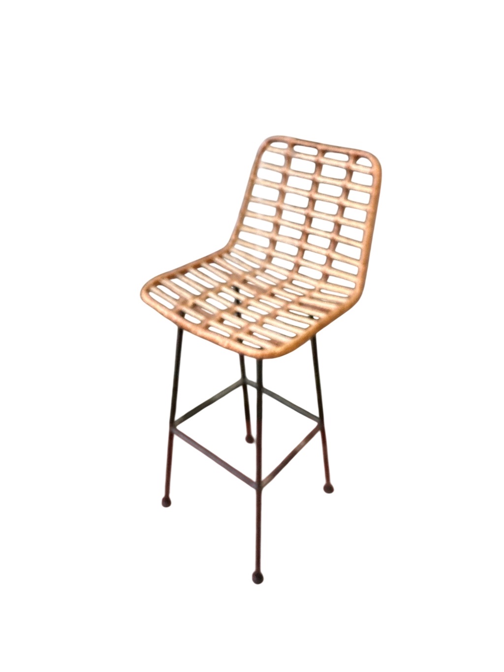 Banco alto con asiento de rejilla