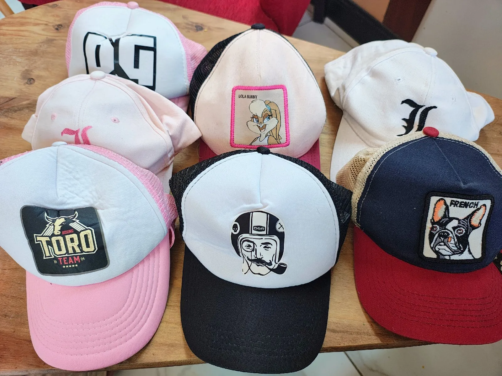 Lote de gorras