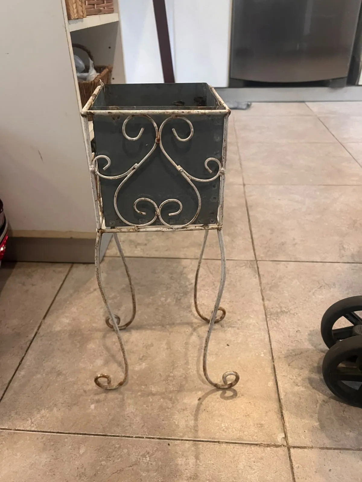 Porta maceta metalico vintage