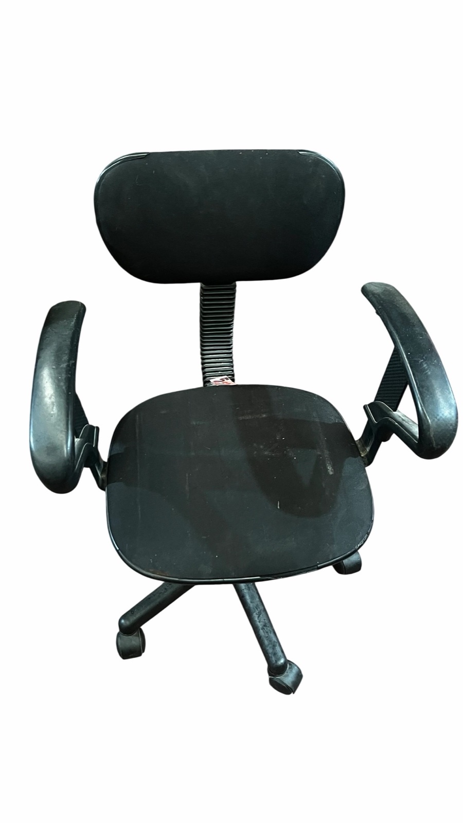 Silla de oficina con ruedas y apoyabrazos
