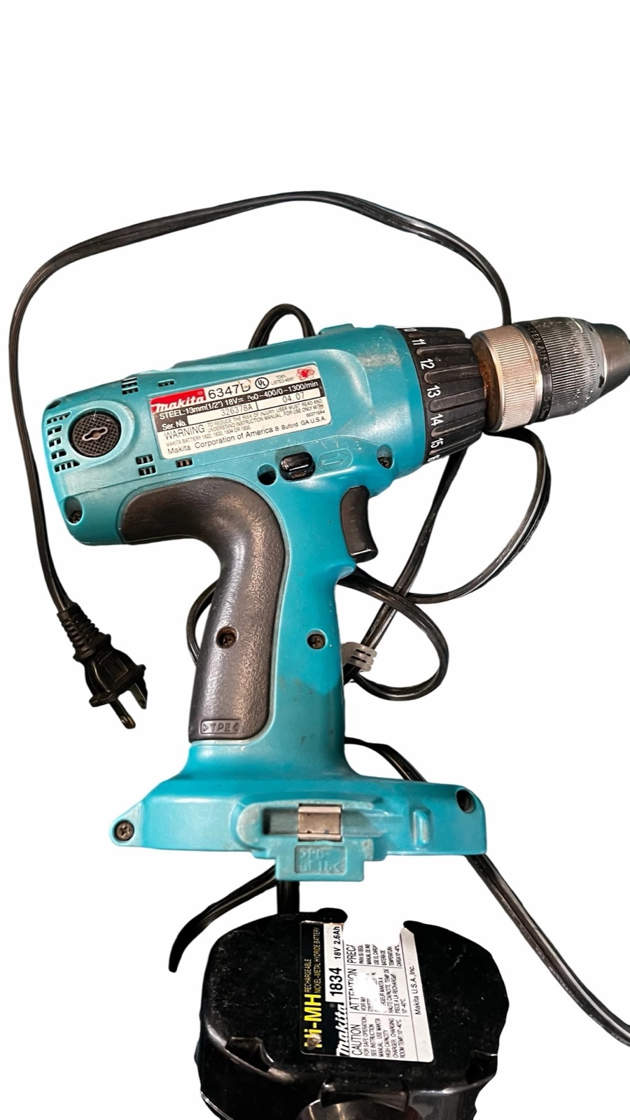 Taladro inalámbrico Makita 6347D