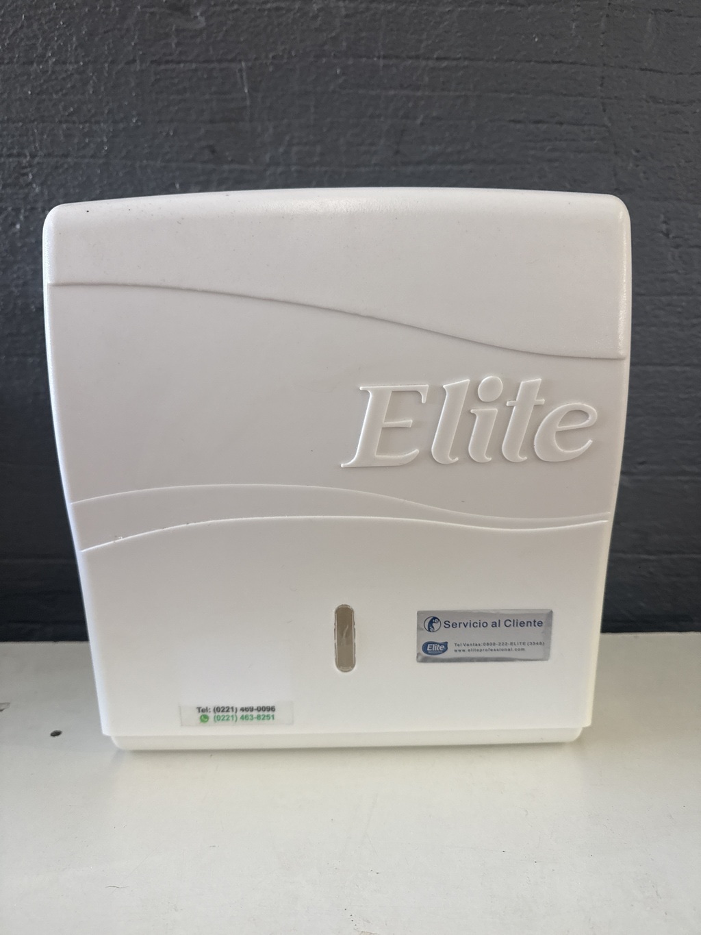 Dispensador de Toalla de Papel Elite